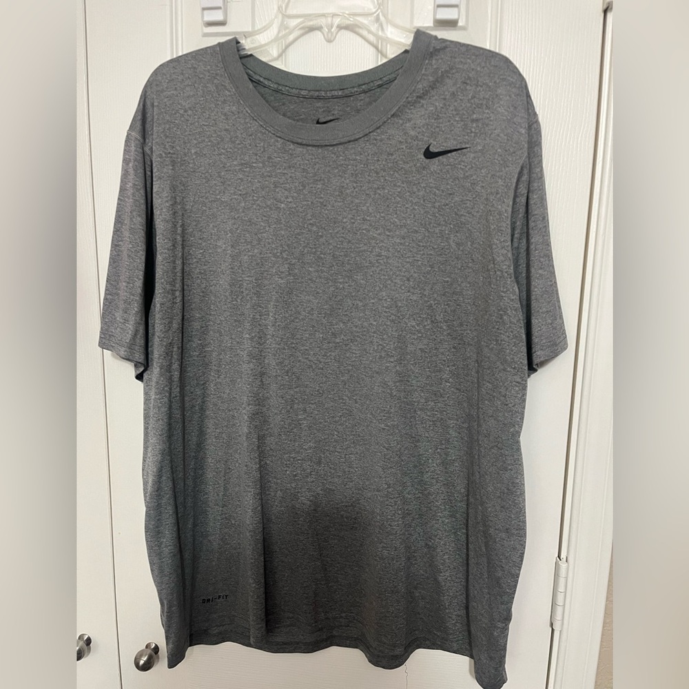 Nike Men's Dri Fit Charcoal Short Sleeve Tee